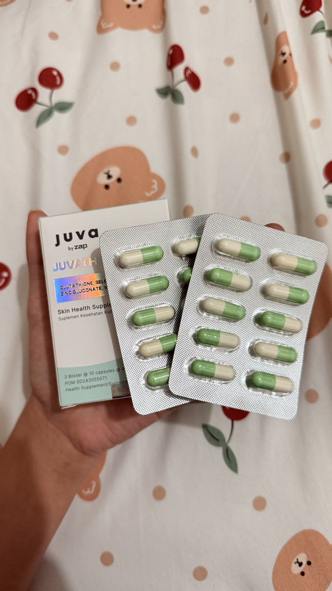 wts juvathione by zap 

vit c (pink) 
segel 💯 
isi 3 strip <a href="/10kapsul/">10kapsul</a> 
take 100k/box

vit d (hijau) 
sisa 2 strip
take 25k/strip

dijual krn msh banyak dan mager minum. 
ori 100% dr zap yaa krn aku member tiap treatment dpt produk
#zonauang #zonajajan #prelovedskjncare