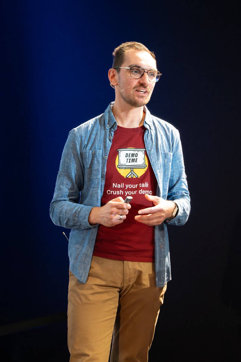 eliostruyf's tweet image. Presenting in a cinema room is such a cool experience. The best part? You never have to ask if the font is big enough! #Techorama