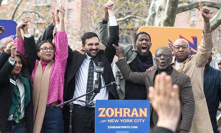 غدا يُنتخب عُمدة نيويورك!
زهران ممداني كابوس، لكن MAGA أسوأ!
لم يترك الصهاينة أداة لتأمين هزيمته إلا استخدموها.
لكن كابوس "اليمين" بات أسوأ، لأن خسارة جمهور الديمقراطيين صارت حقيقة، وإن بقي ساستهم تابعين.
فاز أم خسر، فقد فقدت تعويذة "عداء السامية" فعلها ولن يعود الزمن إلى الوراء.