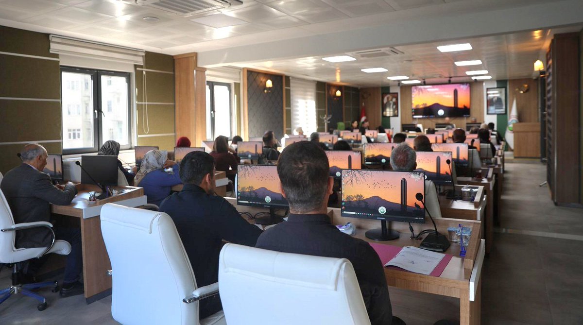 03.11.2025 Kasım Ayı Olağan Meclis Toplantısı, Belediye Meclis Salonunda Eş Başkanımız Sn. Mehmet Nuri Güneş başkanlığında gerçekleşti.