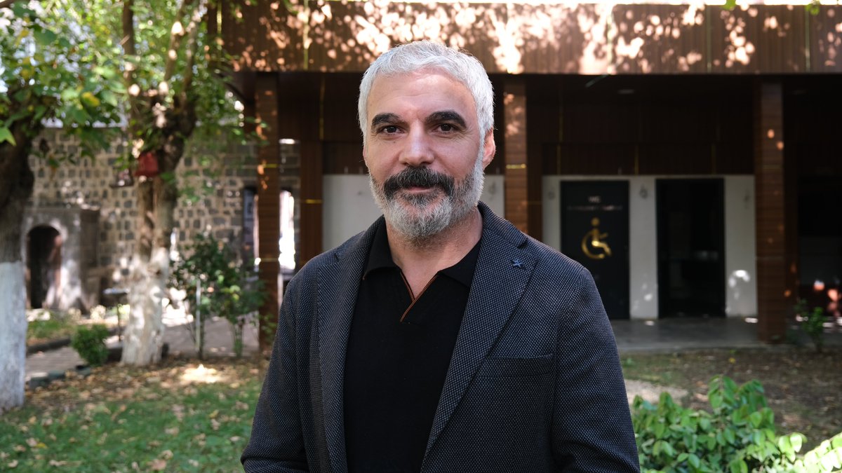 Birlik: Sürecin ilerlemesini sağlayan Sayın Öcalan’dır, şartları ve koşullarının düzeltilmesi gerekiyor

Örgütlenmeden Sorumlu Eş Genel Başkan Yardımcımız Hüseyin Birlik, Demokratik Toplum Süreci ve gündemdeki gelişmelere ilişkin Mezopotamya Ajansı’na konuştu.