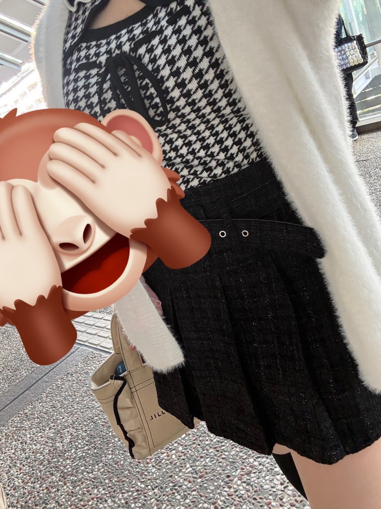 もも tweet media