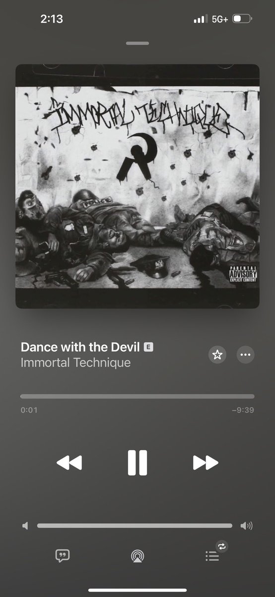thealternateboy's tweet photo. @XXL traumatized https://t.co/E5FgHY0DeS