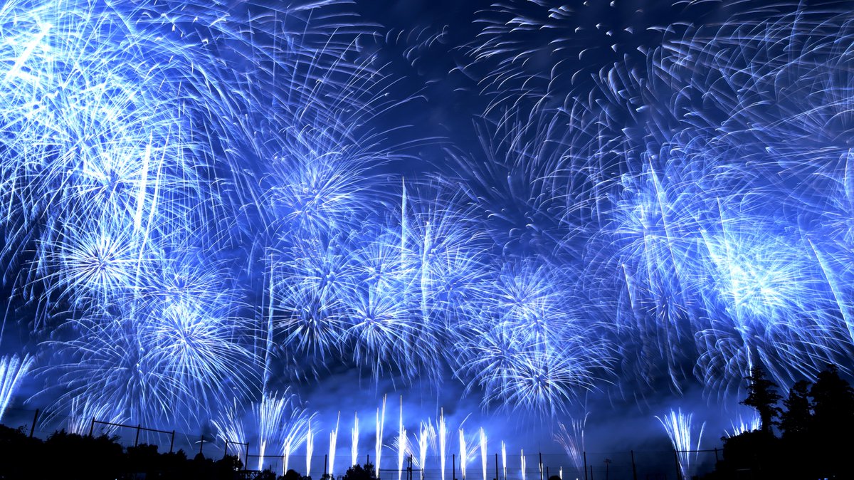 K40777413's tweet image. NARITAS花火大会in印旛沼2025
第10章NARITA黄金伝説…だけで14分弱✨✨✨
めちゃめちゃ贅沢😁
#花火 #花火大会 #煙火 #煙花 #遊火 #worldwidefireworks
#hanabi #firework
#fireworks #japanfireworks #japantravel
#成田市　#成田花火　#成田印旛沼花火　＃黄金伝説