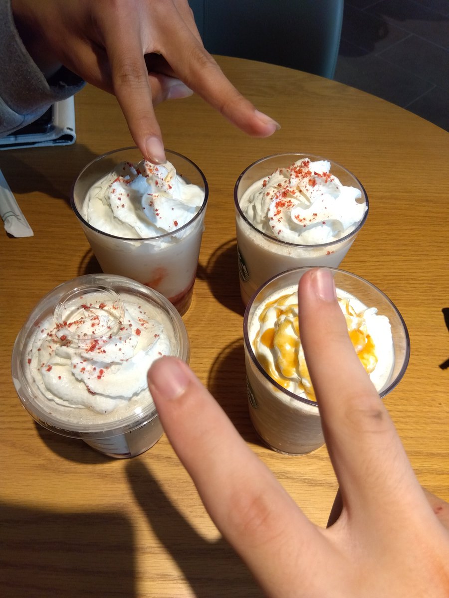 chikawa_fn's tweet photo. 昨日のスタバ行った時の写真 https://t.co/qLXu5M1mDo