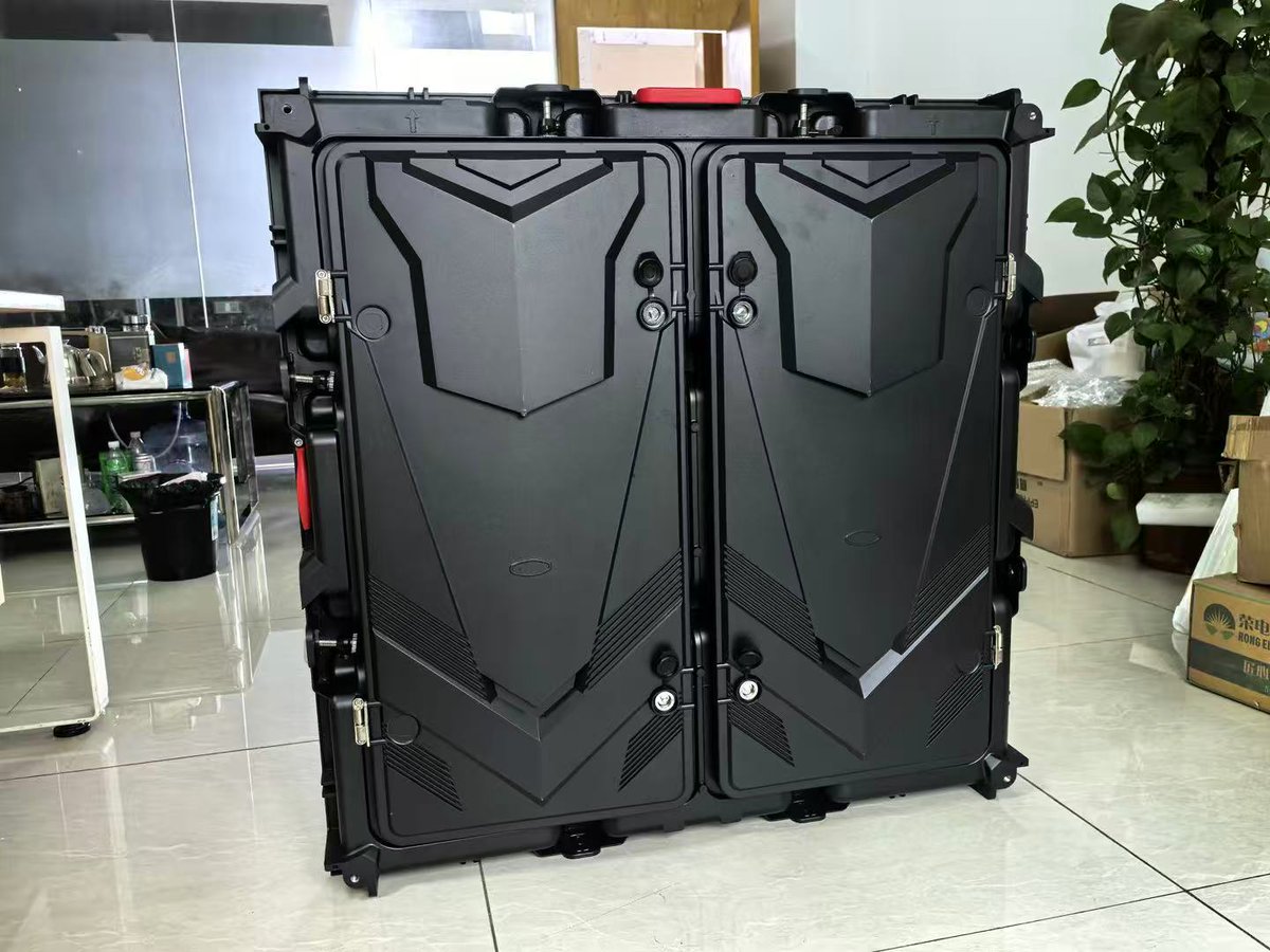 TracyHu16's tweet image. P5 outdoor front servive, with die-casting aluminum cabinet. use 320*320mm led module to install it.
Easy for maintain
#LEDdisplayscreen #ledpanel #ledvideowall #ledmodule #factory #customized #events #COB #GOB
Email: tracy@szscree.com 
Call/WeChat/WhatsApp: 0086-18316843344