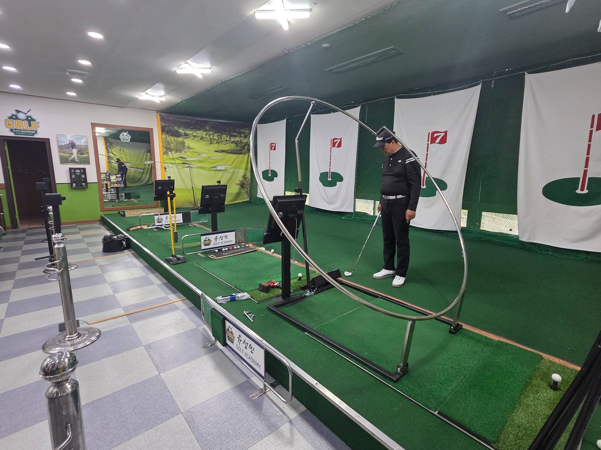 Proswing_Inc's tweet image. 여수 유성민골프아데미 #스윙플레인2.0으로 확실하게 스윙궤도를 잡아 항상 일관성있는 스윙을 만들어 드립니다.

#골프연습머신 전문제조사: 프로스윙
proswing.kr
제품문의:1899-6637

#백스윙연습 #백스윙교정 #스윙궤도레슨 #스윙자세레슨 #공치는골프연습기 #골프링