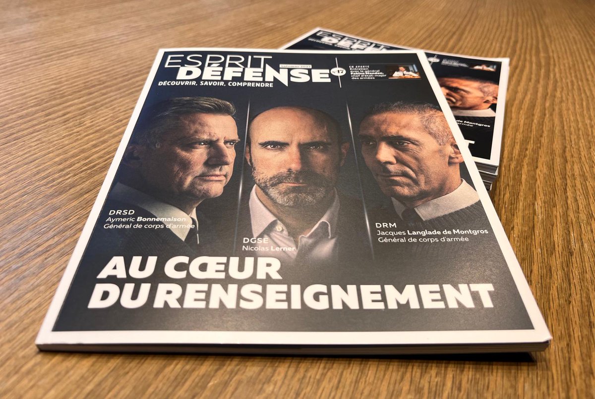 OliviaPenichou's tweet image. [Esprit Défense] – « Au cœur du renseignement » 📡 
Esprit Défense n°17, le magazine @Armees_Gouv, est paru. Une édition exceptionnelle, au plus près de l’univers stratégique du renseignement militaire français.
linkedin.com/posts/olivia-p… #NotreDéfense #EspritDéfense @AJDPresse