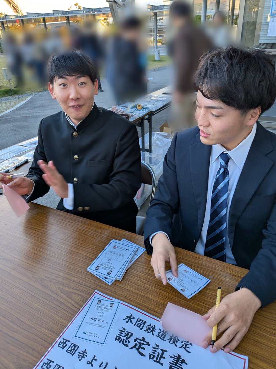 あき⭐︎2点おまとめ あきはる🦀 (@mtr884kmt)