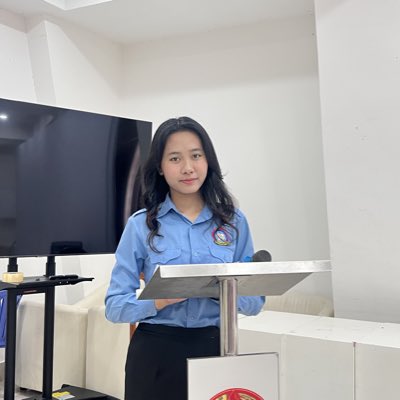 voeunchanthida's tweet photo. #NewProfilePic https://t.co/mybQDdjnEP