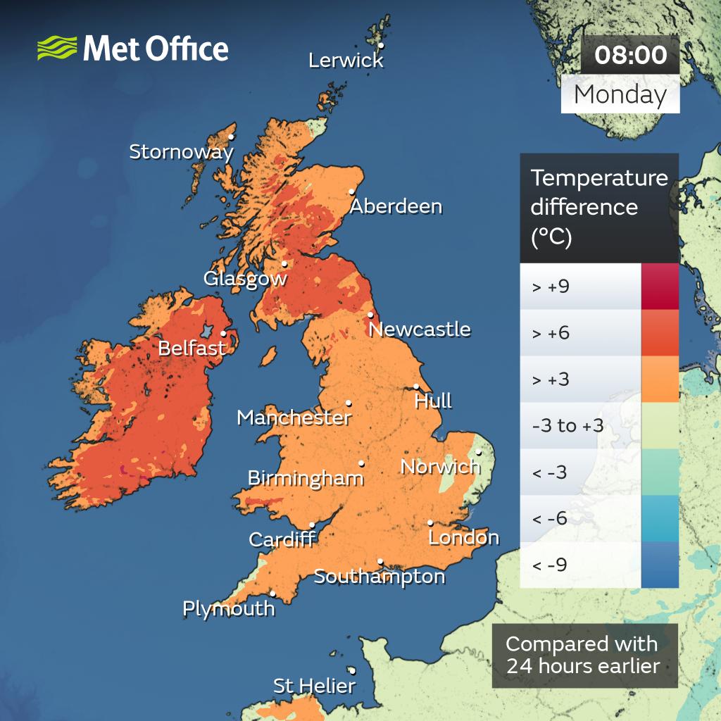 If you got the big coat out at the weekend, you may want to put it away again as mild air has returned

Temperatures across all areas are several degrees higher compared to this time on Sunday 🌡️

(But with rain forecast for some, a thinner raincoat may still prove useful)
