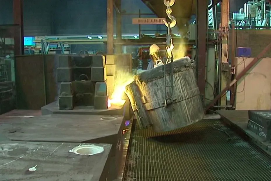 Suite à un vol de cuivre, des salariés de cette fonderie contraints au chômage partiel france3-regions.franceinfo.fr/grand-est/meur…