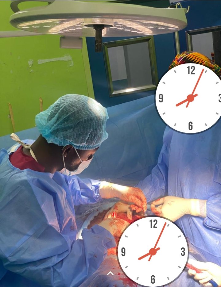 thalamus__'s tweet image. Living vs Theatre