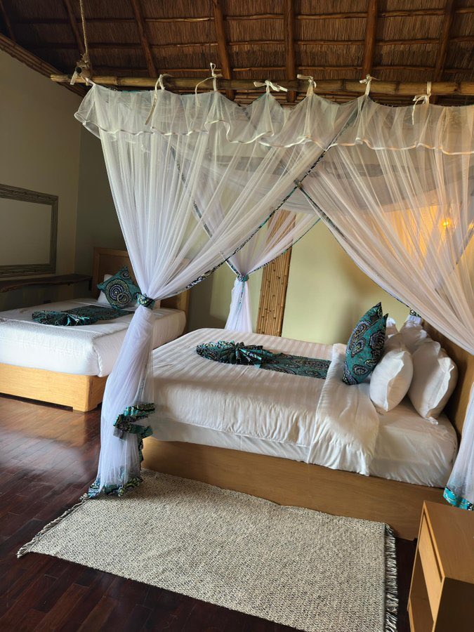 MakSaviour's tweet image. As we embrace diversity in agriculture,  agrotourism has proven to be a sustainable venture @MwesigwaResort2 with a blend of culture, Elegance, cool ambiance and wonderful accommodation in the heart of Mbarara city... aplace worth visiting 
#ExploreUganda 
#GoldenPost
#Vision2040