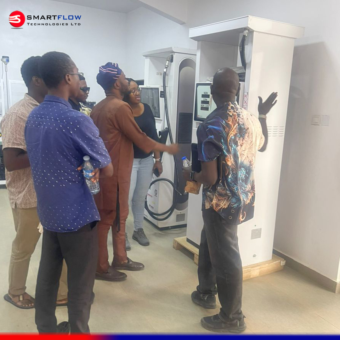 SmartflowTech's tweet image. We had the pleasure of hosting some visitors at the Smartflow facility! They had the opportunity to explore our innovative range of products and services — gaining firsthand insight into how Smartflow solutions drive efficiency and reliability across industries.
#EveryDropCounts