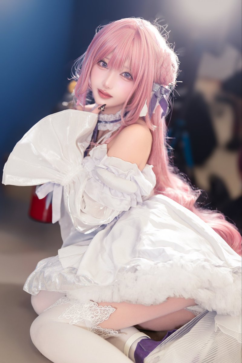 superget_win's tweet image. #池ハロ2025
可憐さ、柔らかさ、清らかで美しくて惹き込まれました☺️

勝利の女神：NIKKE  /  ドロシー

model: 甘音まゆ(@mayunekobaby)さん

#NIKKEcosplay
#NIKKE
#池袋ハロウィン