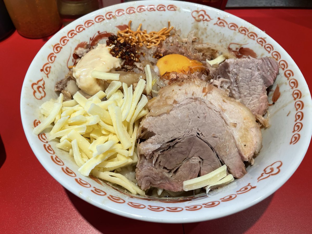 二郎系は一日を終えるために食うもの

このあと、まだ仕事なんだけど…