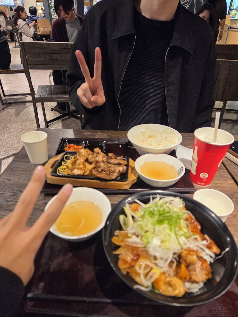 haru_u313's tweet photo. 初アフター! https://t.co/DPAUntDg24
