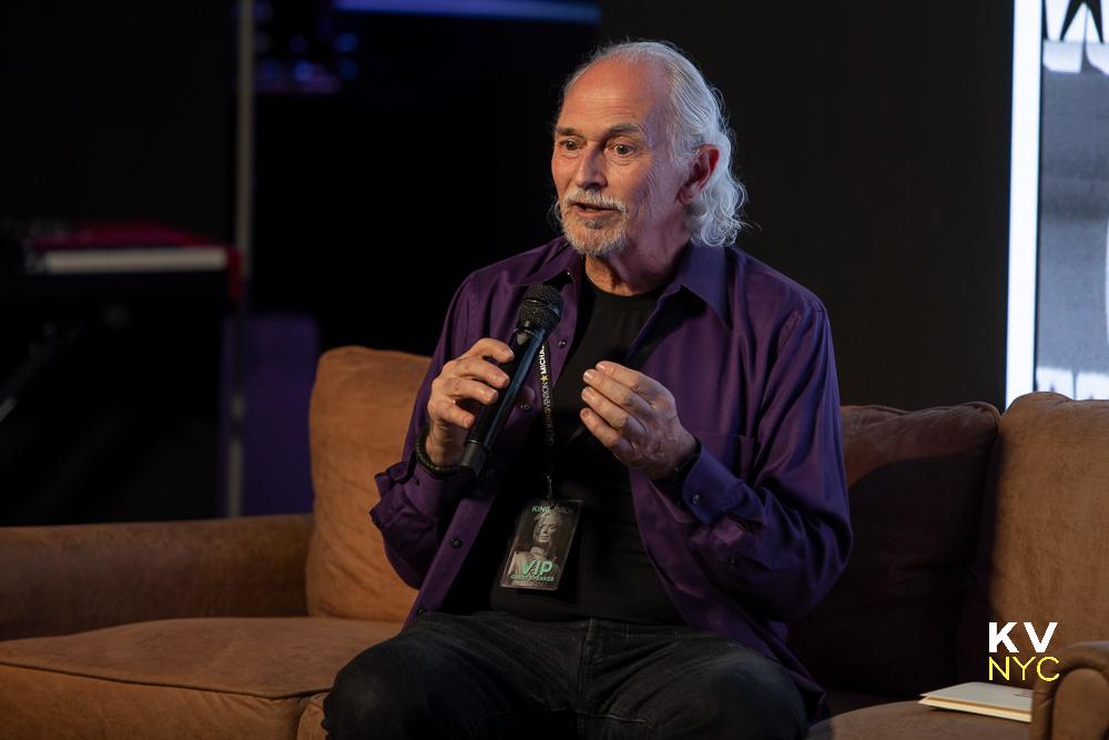 We are so thankful for Steven Paul Whitsitt to have participated to KV NYC on his birthday and shared with the fans his incredible stories, photos and THE LMP&amp;MJ Backdrop! Thank you a million times over!!!