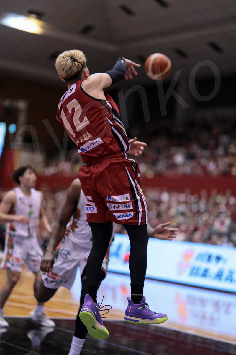 ニャンコ (@baku8acou1stic7) / Posts / X