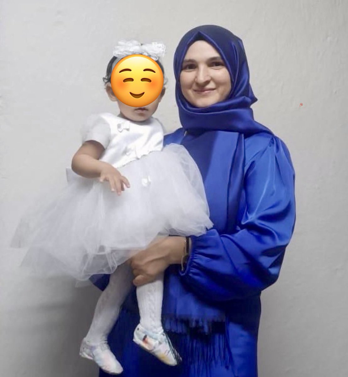 Porno politsiya ayol va mahbus Yuliya Yurudyuk yalangoch