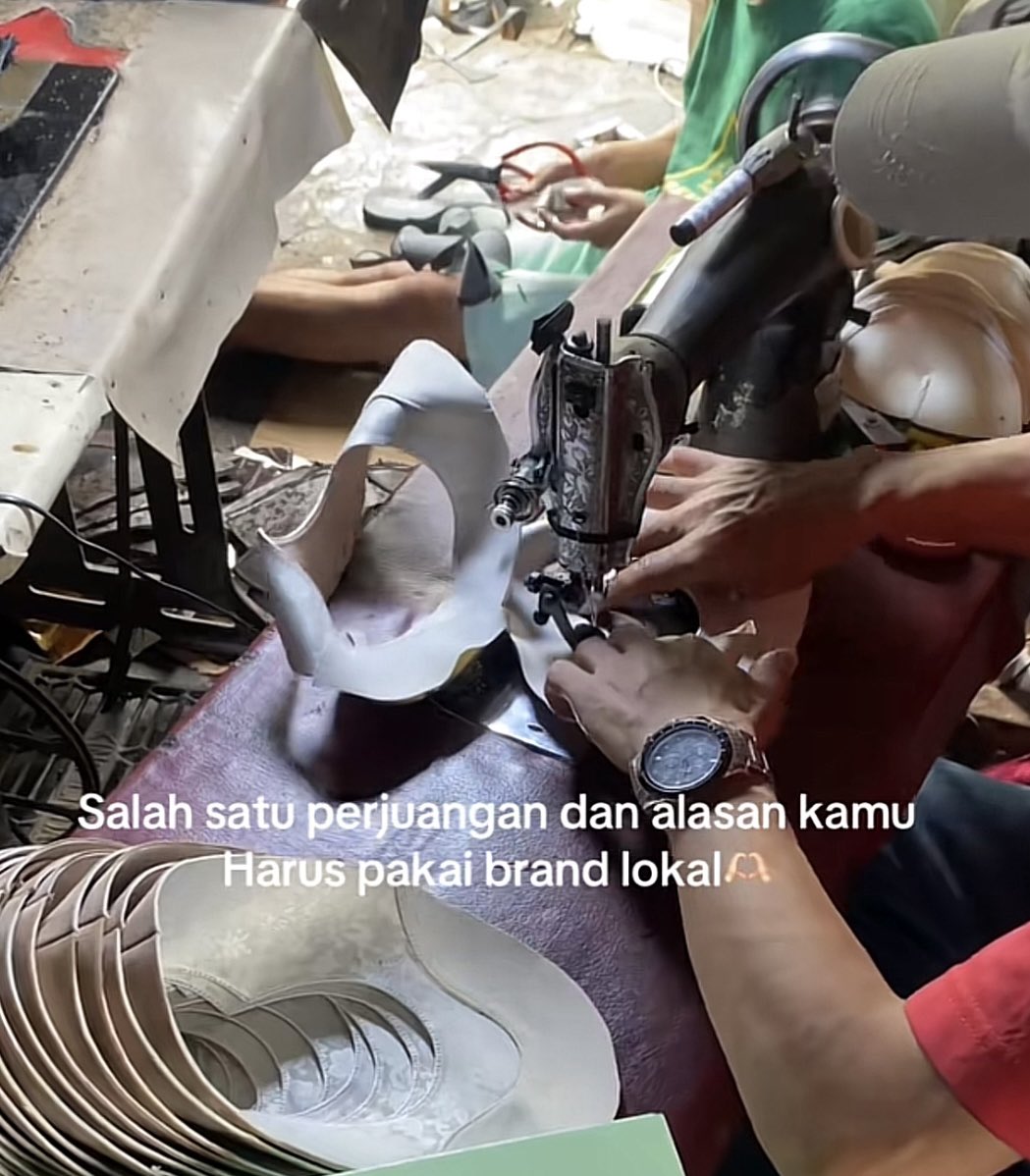 beautales_'s tweet photo. trying this princess shoes made by our local craftmans… EVEN BETTER THAN I EXPECTED https://t.co/GGBqFEIpdi