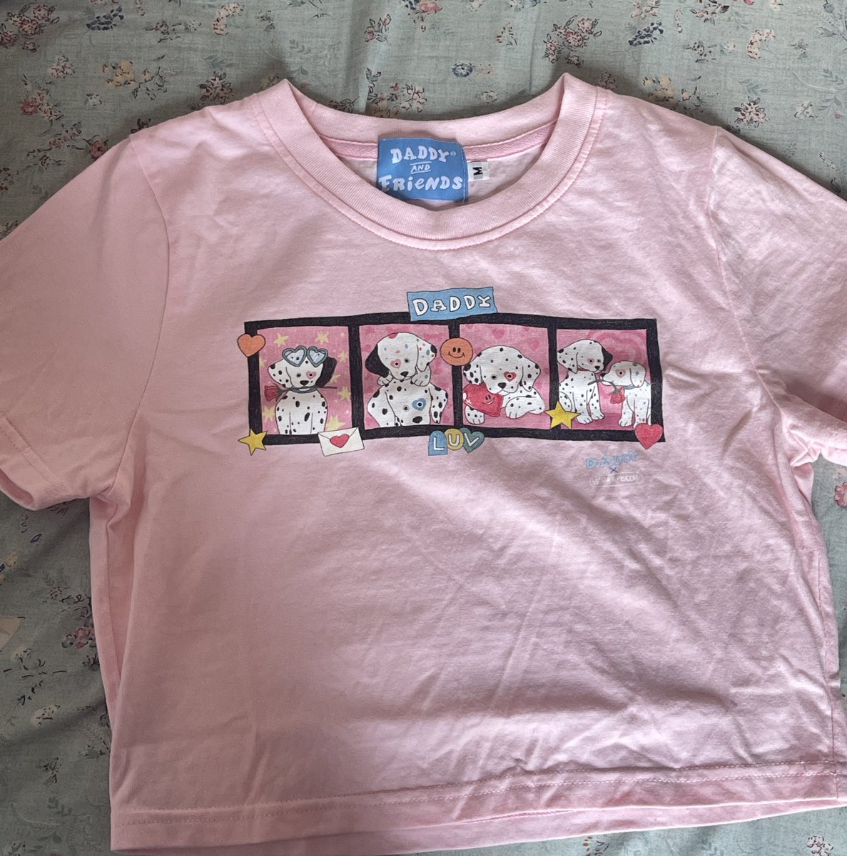 sweet_tea20's tweet photo. ส่งต่อเสื้อยืด crop top จาก  daddy size m ลายน้องหมา co กับ worapeachh 280 รสค่า ใส่ 1 ครั้งถ้วน 💓🐶#daddyandthemuscleacademy #ส่งต่อcintage #ส่งต่อเสื้อผ้ามือสอง #เสื้อมือสอง #ส่งต่อเครื่องสำอาง https://t.co/9C42WrEs6Y