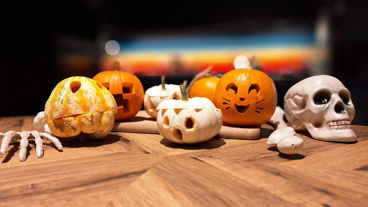 🎃 Last Friday, a few of us from the <a href="/CastIronGames_/">Cast Iron Games</a>  team got into the Halloween spirit with a pumpkin carving session!

Can you guess which one’s mine? 👀

𝘤𝘭𝘶𝘦 — 𝘪𝘵’𝘴 '𝘤𝘳𝘦𝘦𝘱𝘪𝘯𝘨' 𝘢𝘵 𝘵𝘩𝘦 𝘣𝘢𝘤𝘬… 💥

Hope you all had a great Halloween! 👻