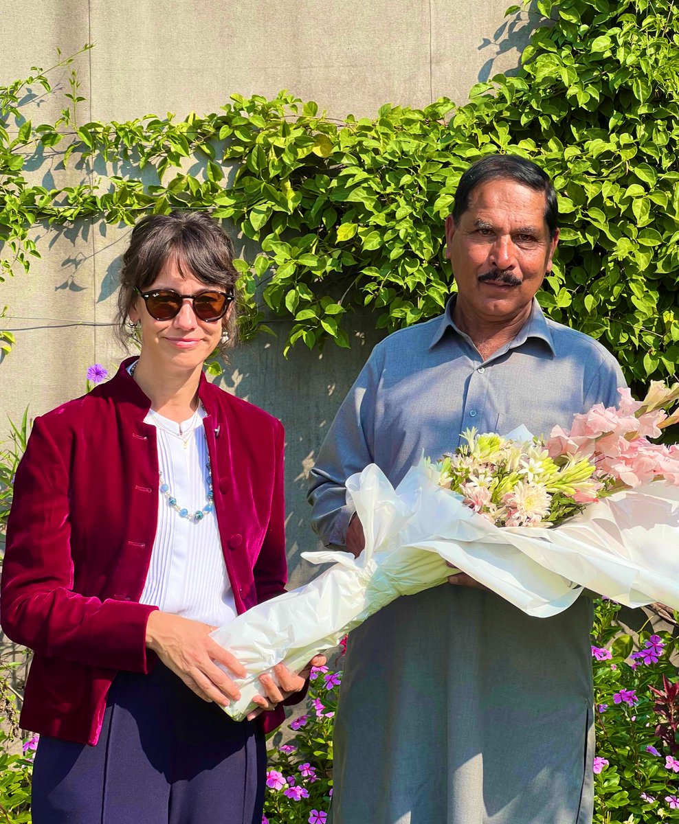 Happy retirement &amp; thanks 🙏 for making our gardens blossom mr Zameer! 🌸🌼🌺 

Last week we bid farewell to our hardworking gardener, mr Zameer, after 1️⃣7️⃣ years of service at the Swedish Embassy.