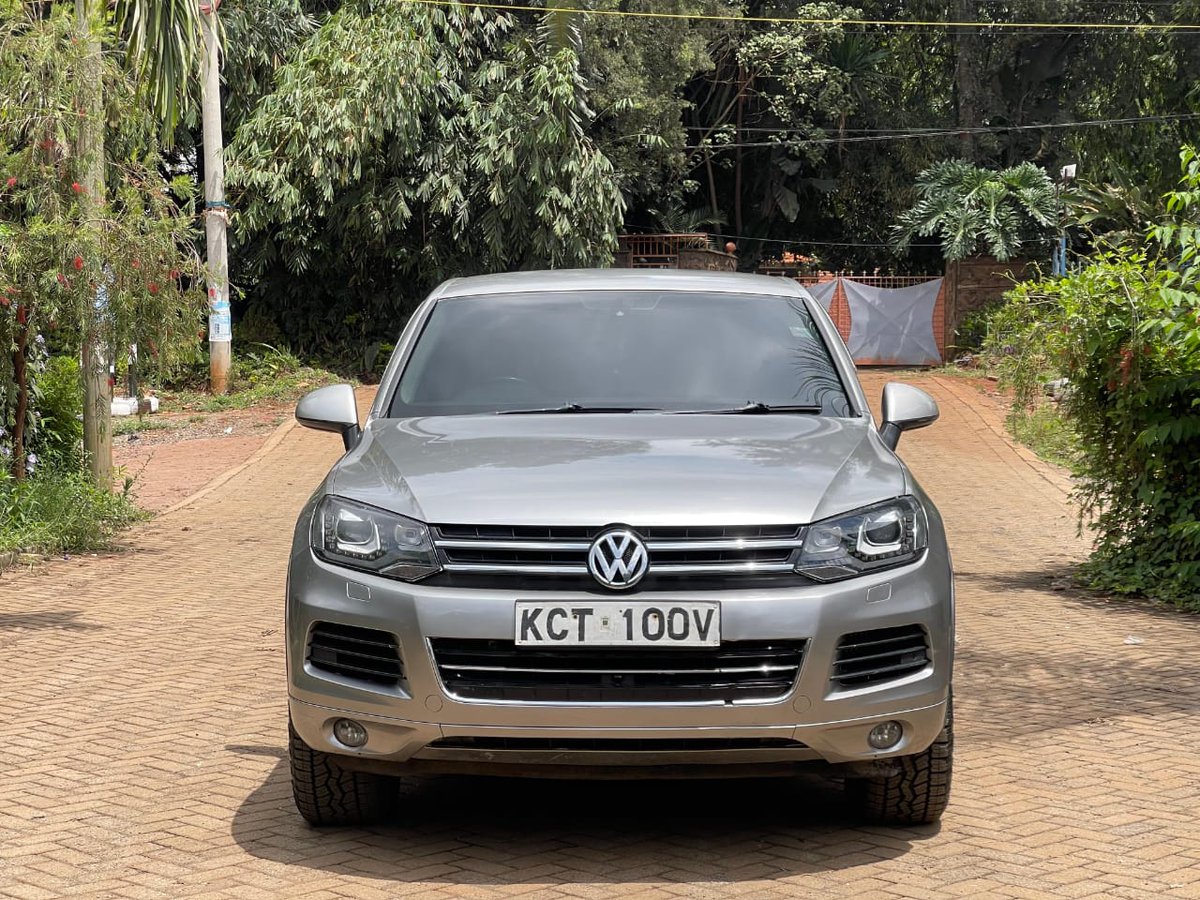 murigiepearl's tweet photo. VOLKSWAGEN TOUAREG. 2013, 3000CC V6 TDI DIESEL. LOCATION IS KIAMBU ROAD, 💸KSH 2.5M 💸 
📞 0793980010

KEY SPECS 
Engine: 3.0L V6 TDI engine 
Transmission: 6-speed automatic tiptronic
Power: 245HP 550NM
Drivetrain: 4MOTION AWD with center locking differential 
0-100km/h in 7.8sec https://t.co/89lhVwVE9T