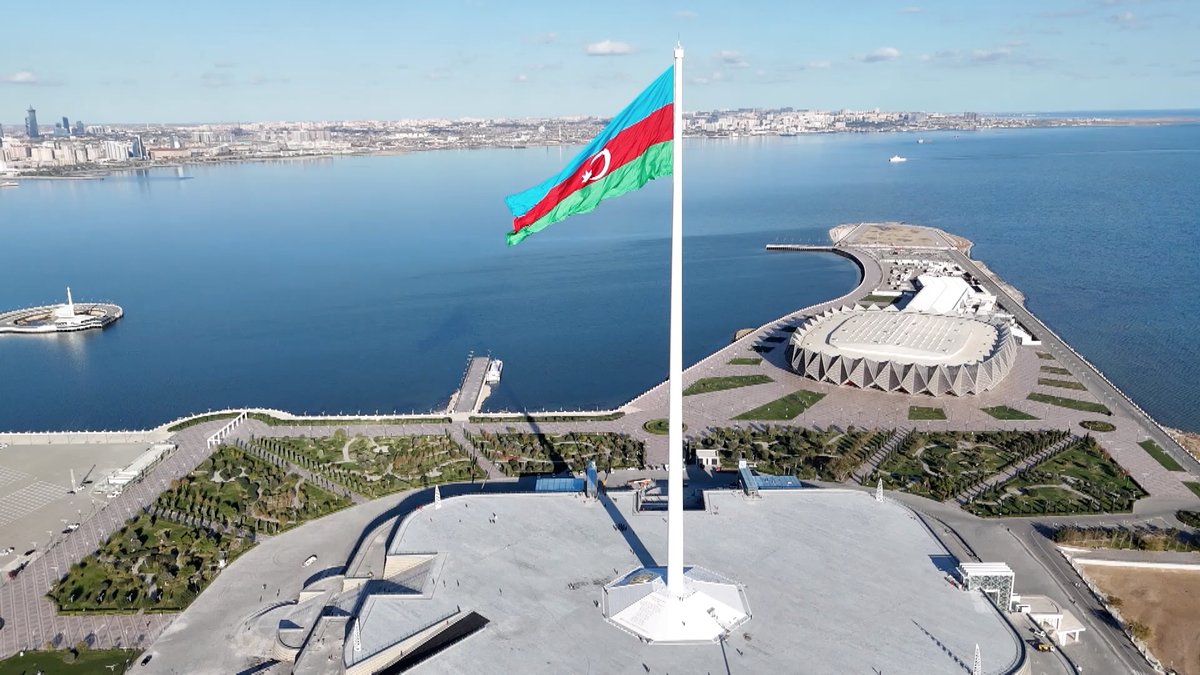 Beton Bauen tweet media