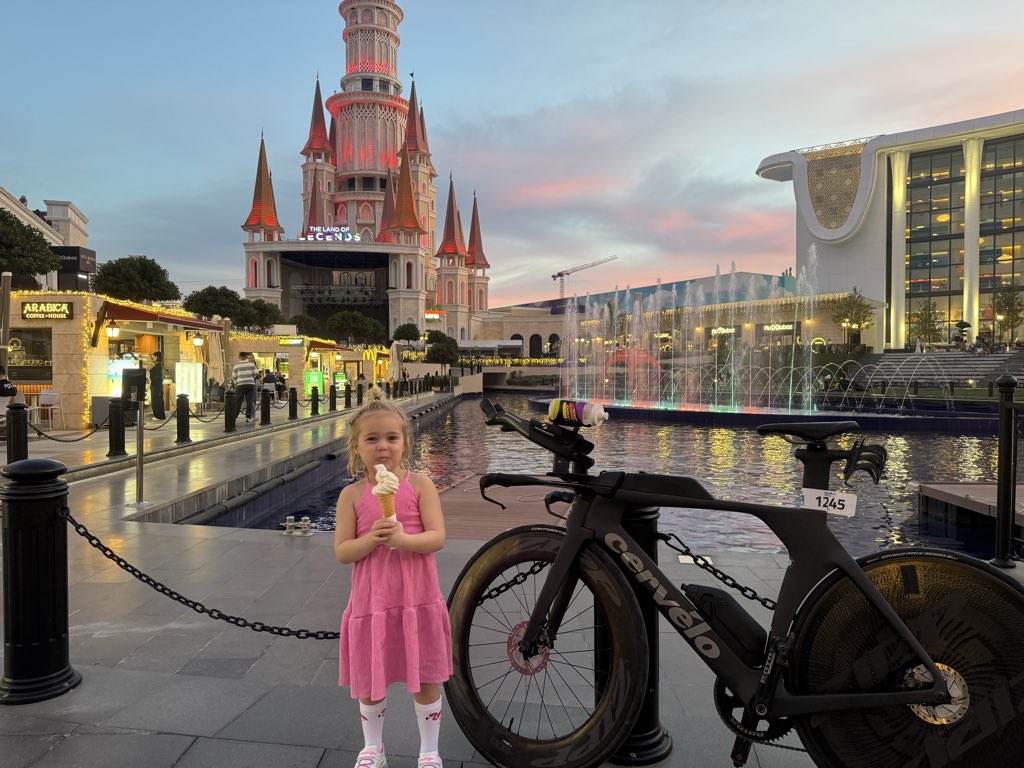 Dr Guy Evans tweet media