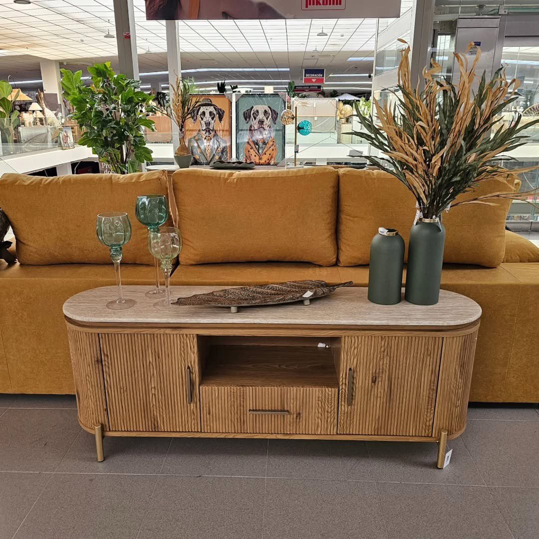 ferreterialopez's tweet image. ✨ El salón es mucho más que una estancia: es el corazón del hogar, el lugar donde todo sucede. 💫
Aquí se comparten risas, charlas y momentos únicos, rodeados de confort y estilo.

#SalónConEncanto #MueblesConEstilo #DiseñoDeInteriores #HogarAcogedor #InspiraciónDecorativa