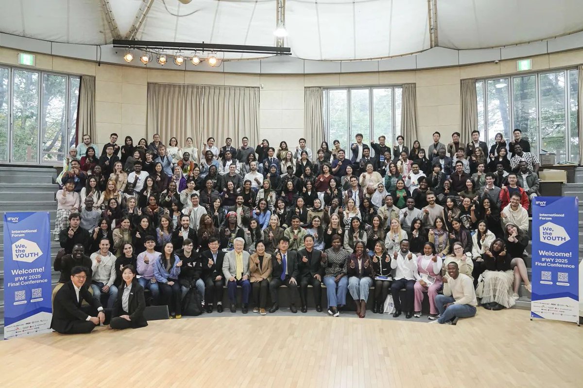 FmfProgramme's tweet image. Honored to represent African &amp;amp; Middle Eastern youth at the 2025 #IFWY Final Conference in Seoul 🇰🇷!
Together with 142 youth from 70 countries, we co-created global policy ideas for a just, inclusive &amp;amp; sustainable future. 🌍
#WeTheYouth #ConnectForChange #UNRISD #YouthEmpowerment