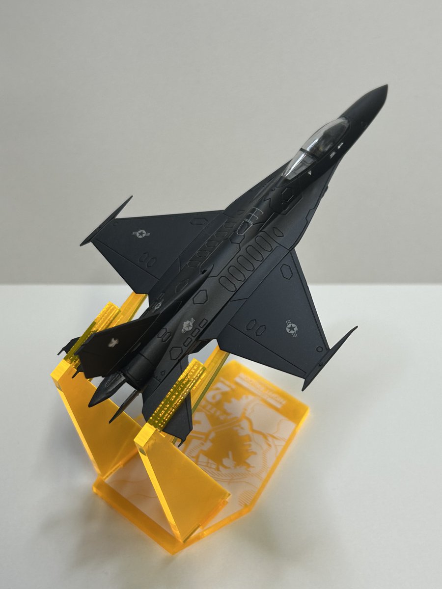 uzy0227's tweet image. #くろーいプラモ上げまへんか
#ナイトファルコン
#FireFox