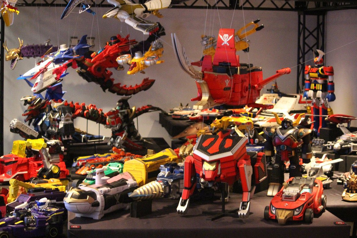「#全スーパー戦隊展 」名古屋会場、先ほど閉幕いたしました。ご来場いただいた皆様、誠にありがとうございました。

次の巡回先は仙台会場、11/22より仙台TRビルにて開催！
#ATAC も引き続き全面協力、「絶景！ミニチュア大集合!!」エリアもまたさらなる展示替えを実施予定です。ご期待ください。