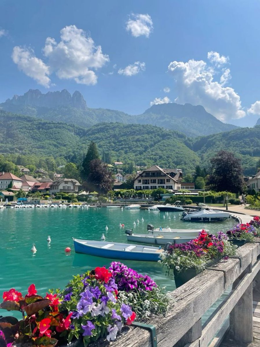 MozartCultures's tweet photo. annecy, france https://t.co/cLsK4ONSbg