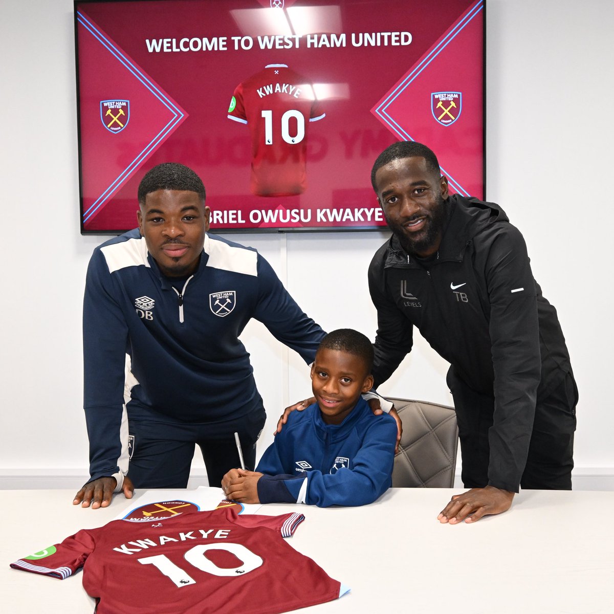 We are thrilled to announce that our U10 captain, has signed for Premier League side West Ham United following a successful short trial. 

Gabriel joined Levels as an U8 and has enjoyed 2 outstanding years of development, progress, and achievement.

Its the Levels Way! 

#LEVELS