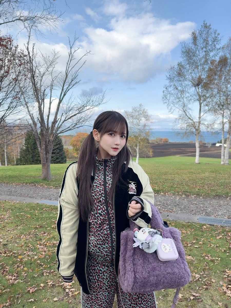 sugales_noah's tweet photo. ライブ終わってすぐ北海道帰ってきた〜フットワークの軽さピカイチです🧠🎀💦 https://t.co/cD0olj1JPp