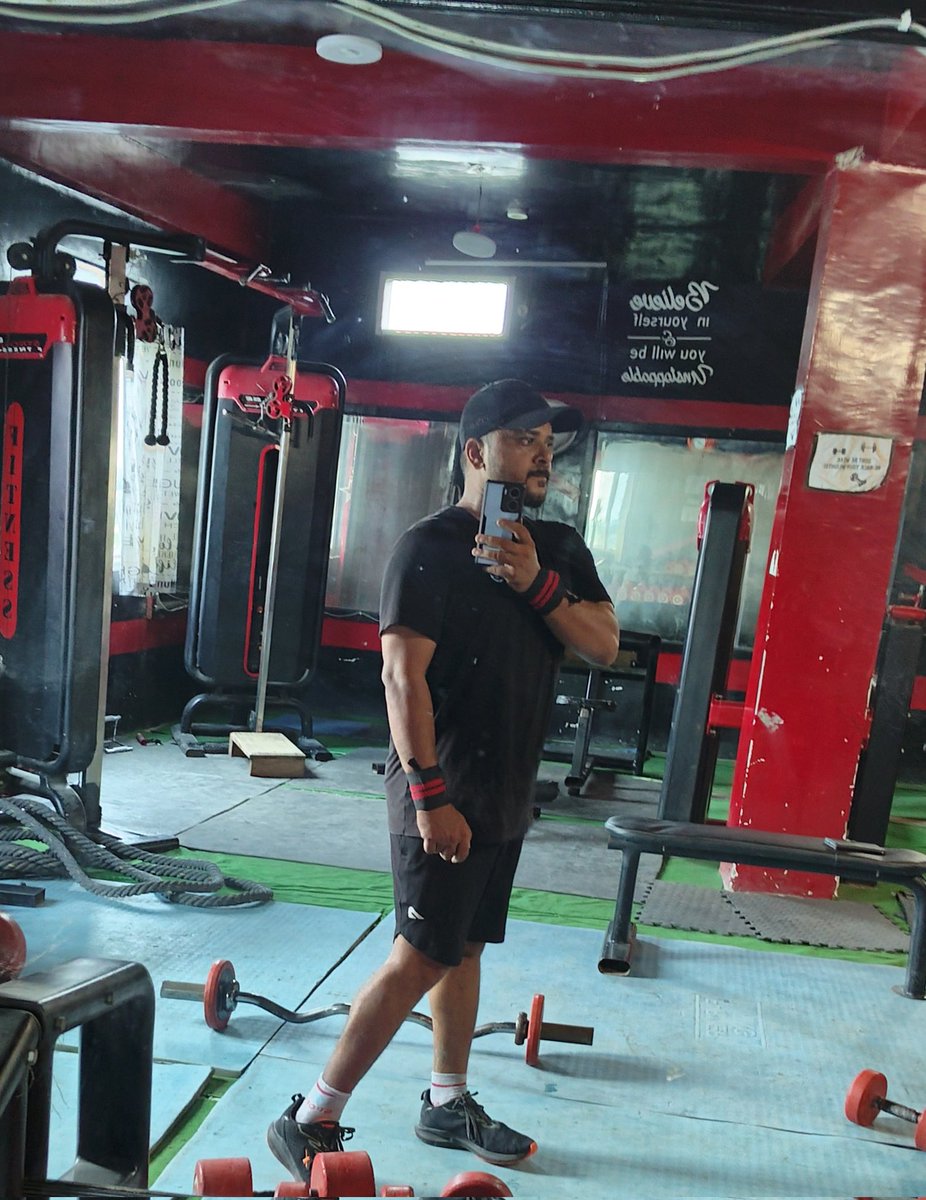 Little_Talkie's tweet image. ✅ Time to hit the gym, stay fit &amp;amp; focused! 💪 
#GymTime #StayFit #FitnessJourney