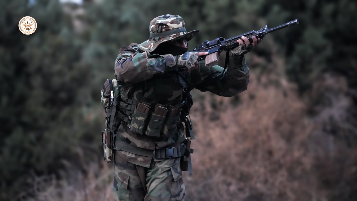 An Illustrated Album(3) of the Military Exercises of Ministry of National Defense Special Commando Forces.!👇

#ملي_دفاع_وزارت
#ملي_اسلامي_اردو