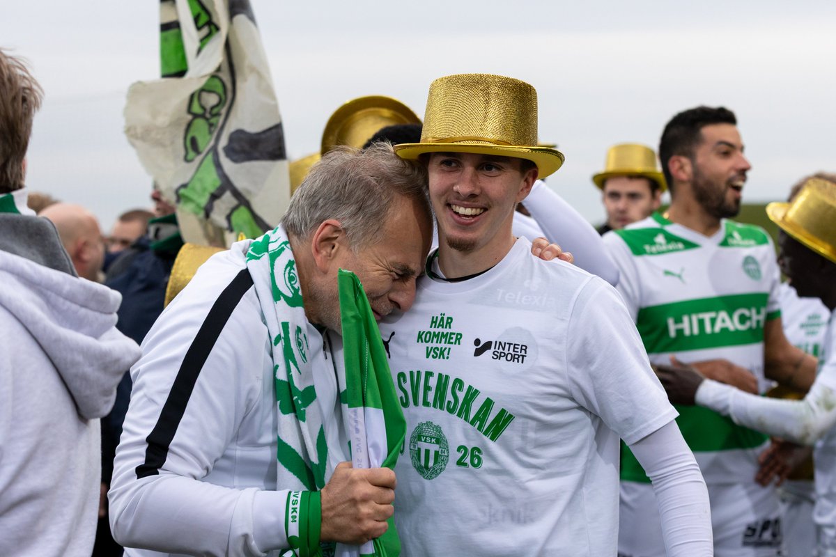 Missa inte dagens firande!

Idag firar vi vårt allsvenska avancemang!

Västerås stad bjuder in alla grönvita att hylla våra spelare och ledare.

Kom du också och fira med oss - ta med något grönvitt!

 Plats och tid: Sigmatorget kl 17.00

Läs mer: mynewsdesk.com/se/vasteras_st…