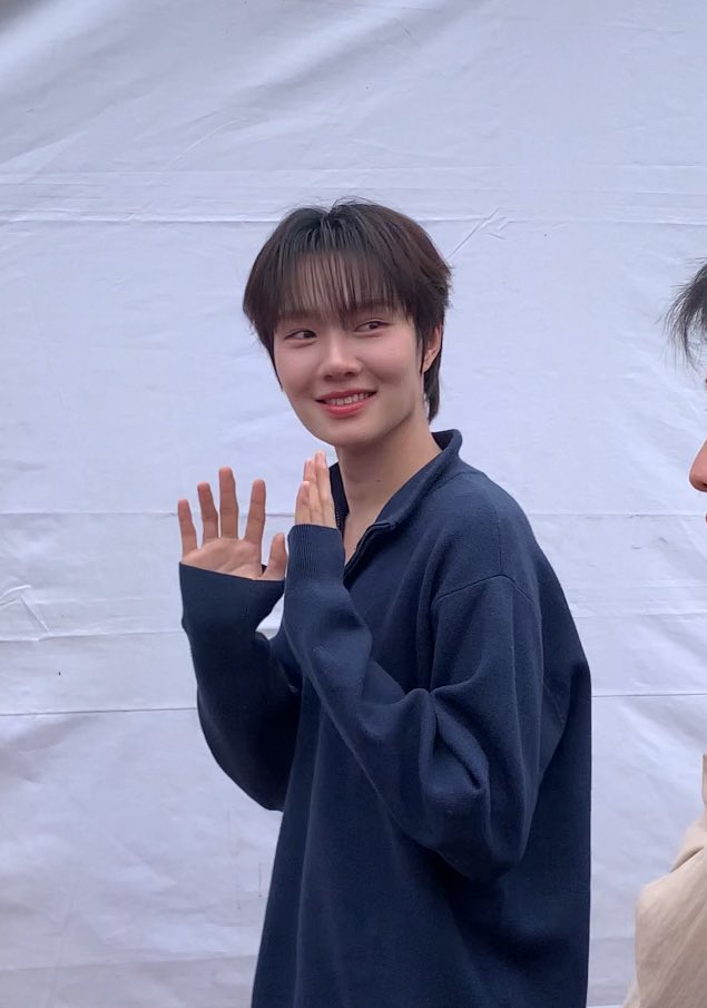 ‎ᨳ ˖ ݊ ʟɪʟʏ 𓂃݊ 🐰 tweet media