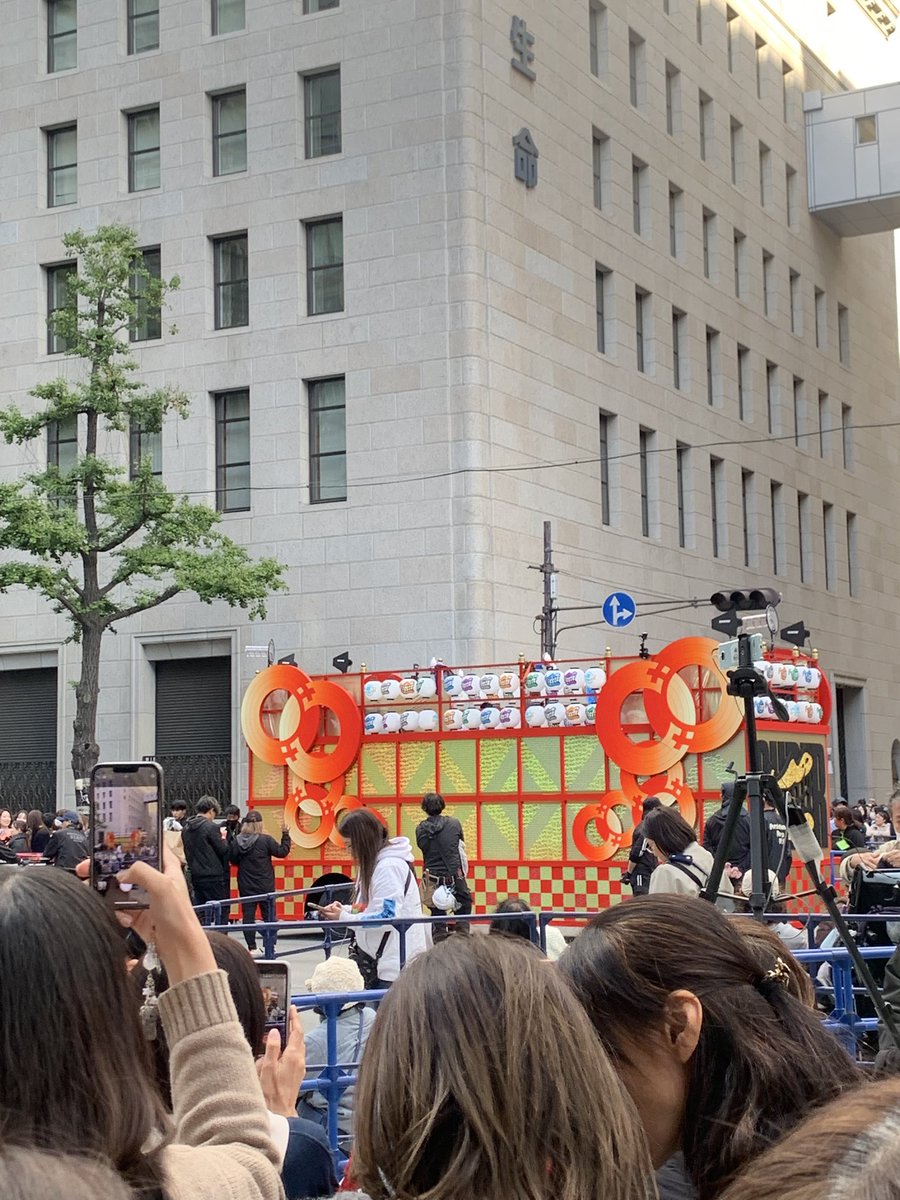 こ tweet media