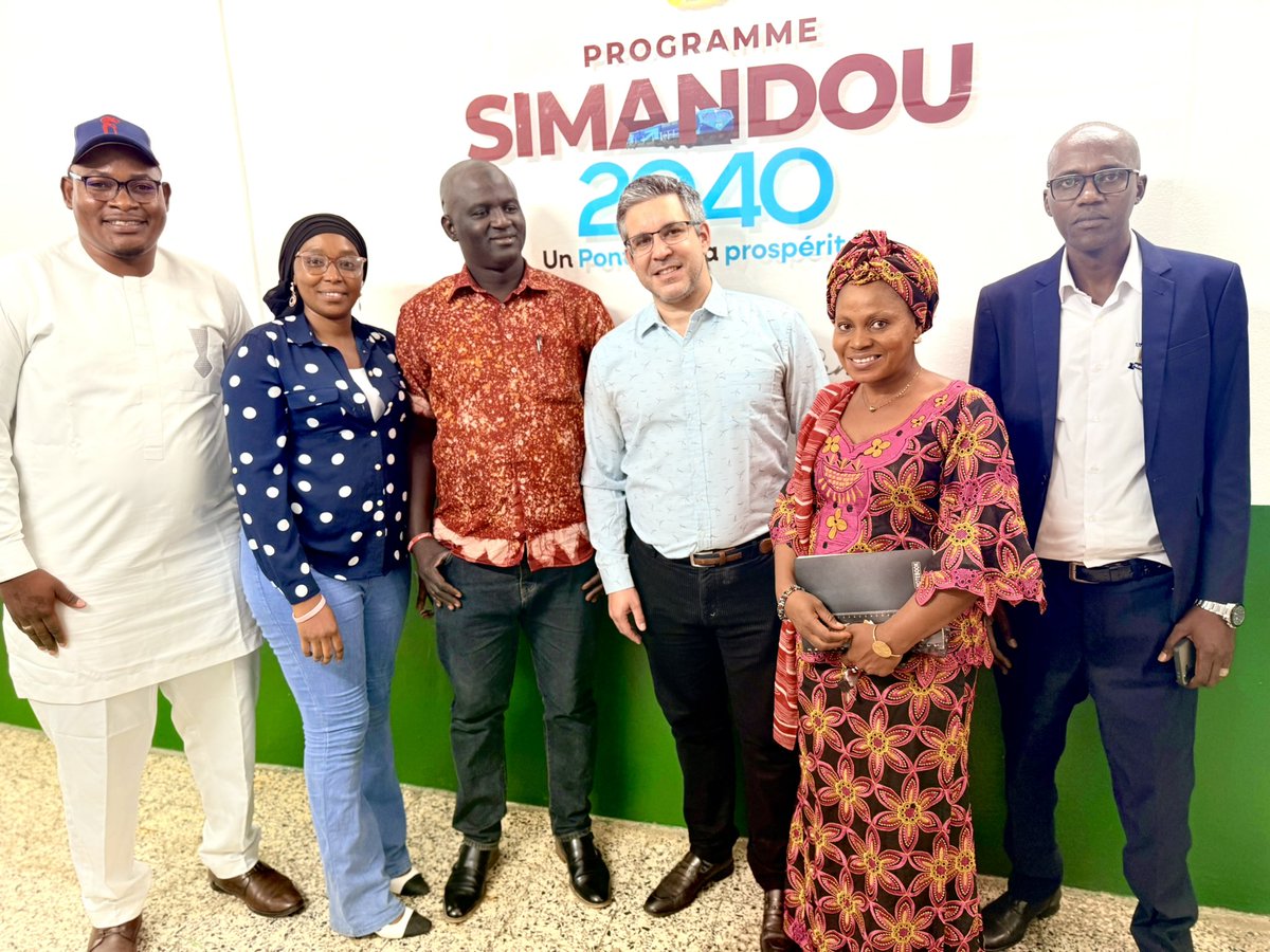 ABDOURA34124751's tweet photo. L’Université KYCE ACADEMY Conakry nous a honorés de sa visite au sein de notre institution, dans le cadre du renforcement de la collaboration entre nos deux structures, notamment en matière de formation de nos cadres.
L’ IRAG se réjouit pleinement de cette coopération fructueuse. https://t.co/cgSsFKVDrj