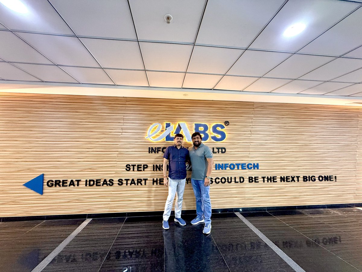 Sivadath27's tweet image. Back to India, today in Hyderabad..
Completed my business trip successfully.
Back to Andhra Pradesh 🙏. #sivadath 
Share you all the details of new project launch soon.
@PawanKalyan @mnadendla @NagaBabuOffl @JanaSenaParty