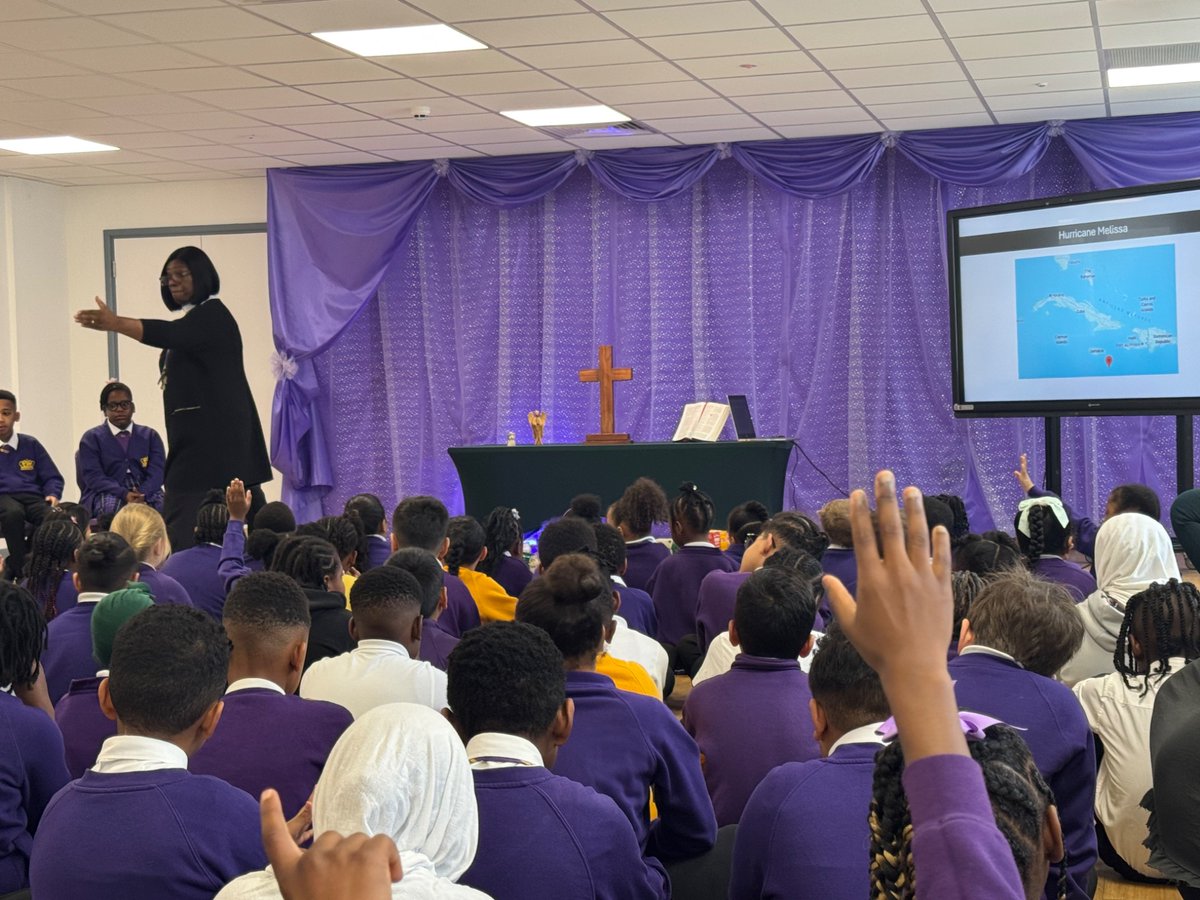 Our chaplain, Pastor Doreen, discussing with our pupils the impact of Hurricane Melissa with friends, family and people we don’t know. 👑💜

#WeAreStar #ChristianSchool