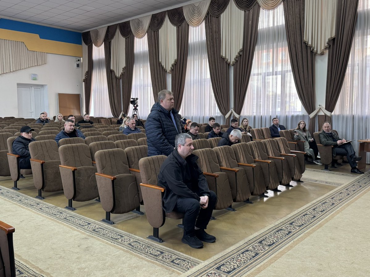 Held another weekly meeting with the heads of the municipal enterprises of the Irpin community

facebook.com/share/p/1F4UB8…