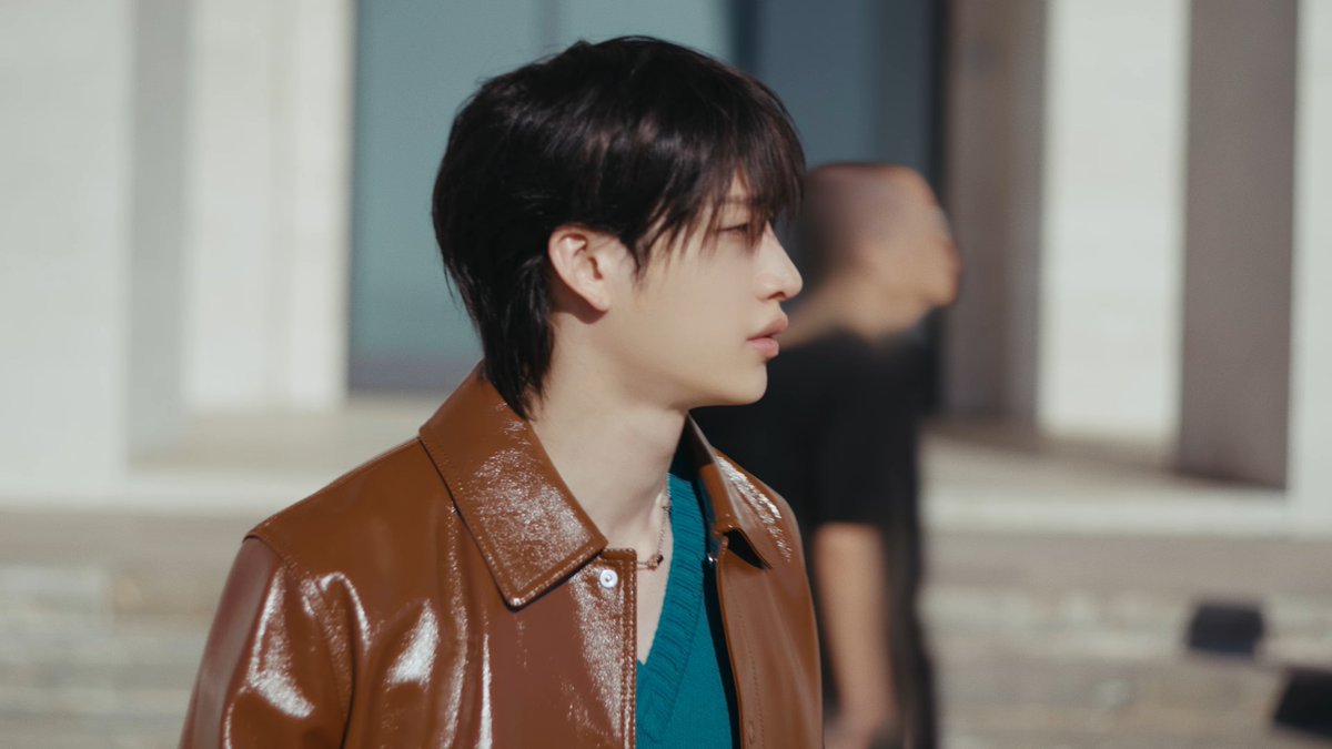 "Roman Empire" OUT NOW
#BangChan X FENDI

🎬 youtu.be/wPD4AxkqJkE

ROMAN EMPIRE OUT NOW 
#RomanEmpireByBangChan   
#BangChanxFendi 
<a href="/Stray_Kids/">Stray Kids</a> <a href="/Fendi/">Fendi</a>