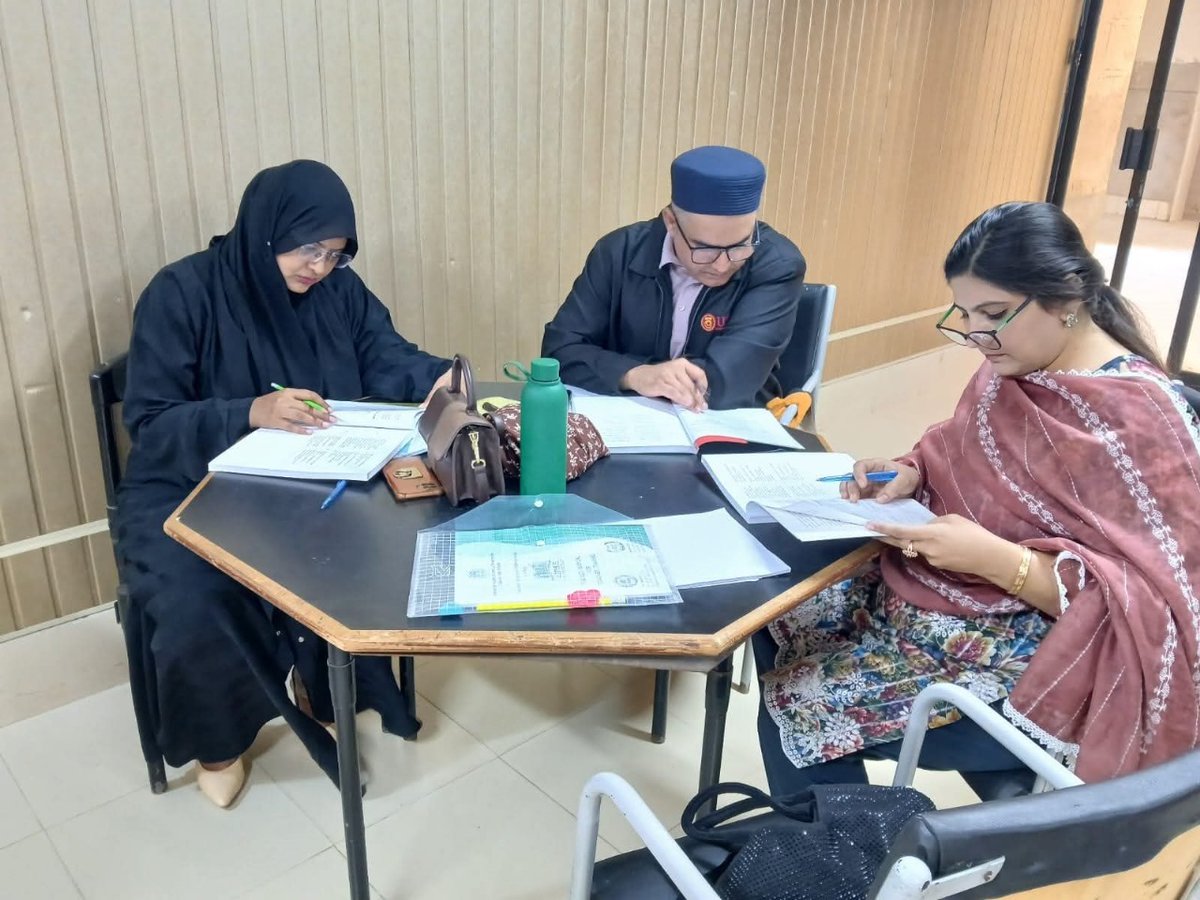 EduMinistryPK's tweet photo. Training of Trainers (TOT) under the ASPIRE Foundation Learning Program!

The 5-day TOT is in full swing — Master Trainers &amp; participants are engaging in interactive sessions to enhance teaching skills, collaboration &amp; professional growth.

#MoFEPT #ASPIRE https://t.co/ILIpcKgBti
